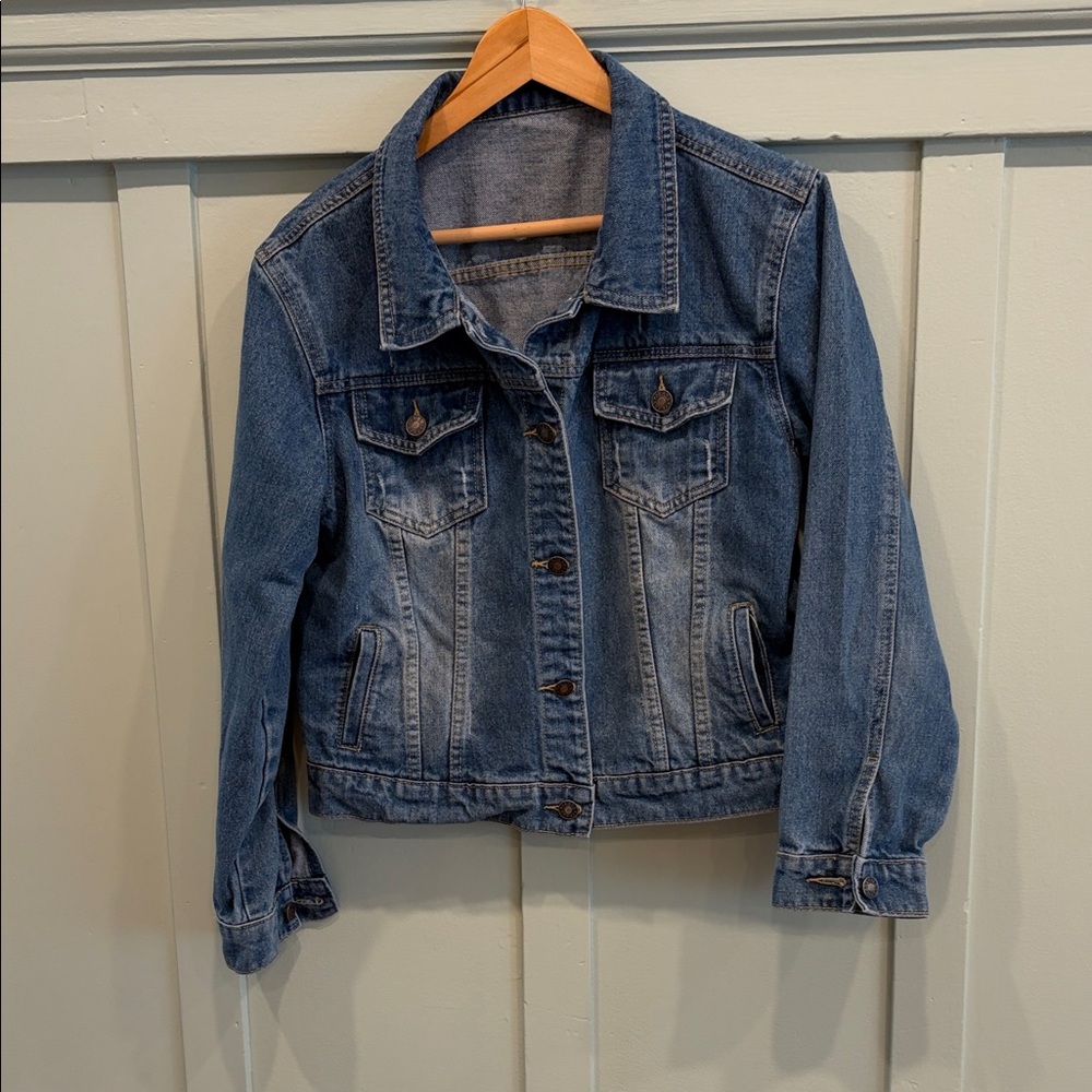Classic Blue Denim Jacket – Distressed Details • Women’s Medium